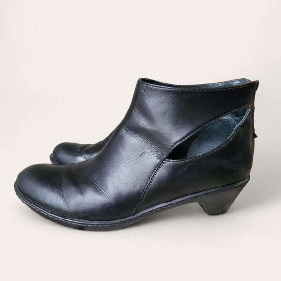 Dansko Bonita Leather Black Lace Up Ankle Boots EU 40 / US 9 Bootie Open Cut - Picture 1 of 10
